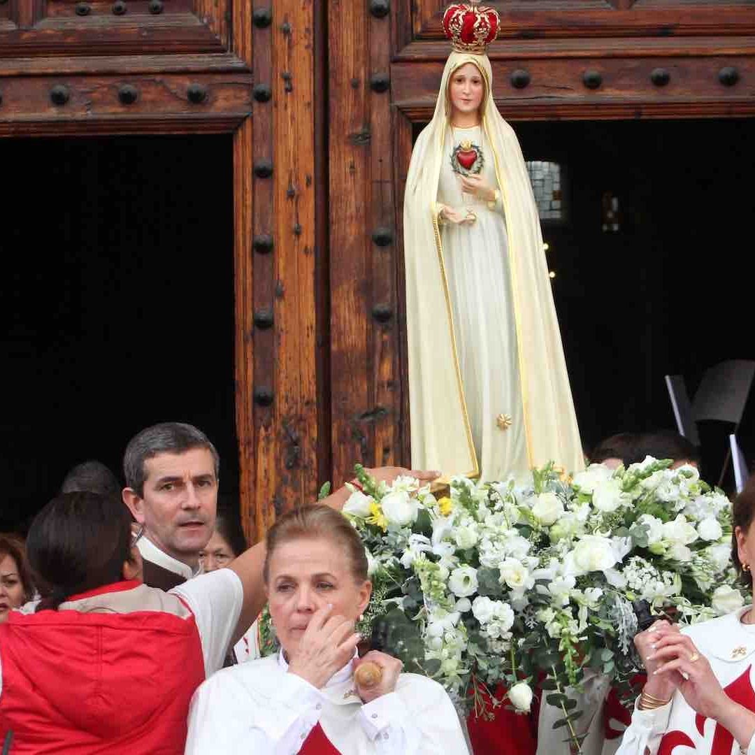 El milagro de la Virgen de Fátima sucedió al mediodía en localidad portuguesa de Cova da Iria