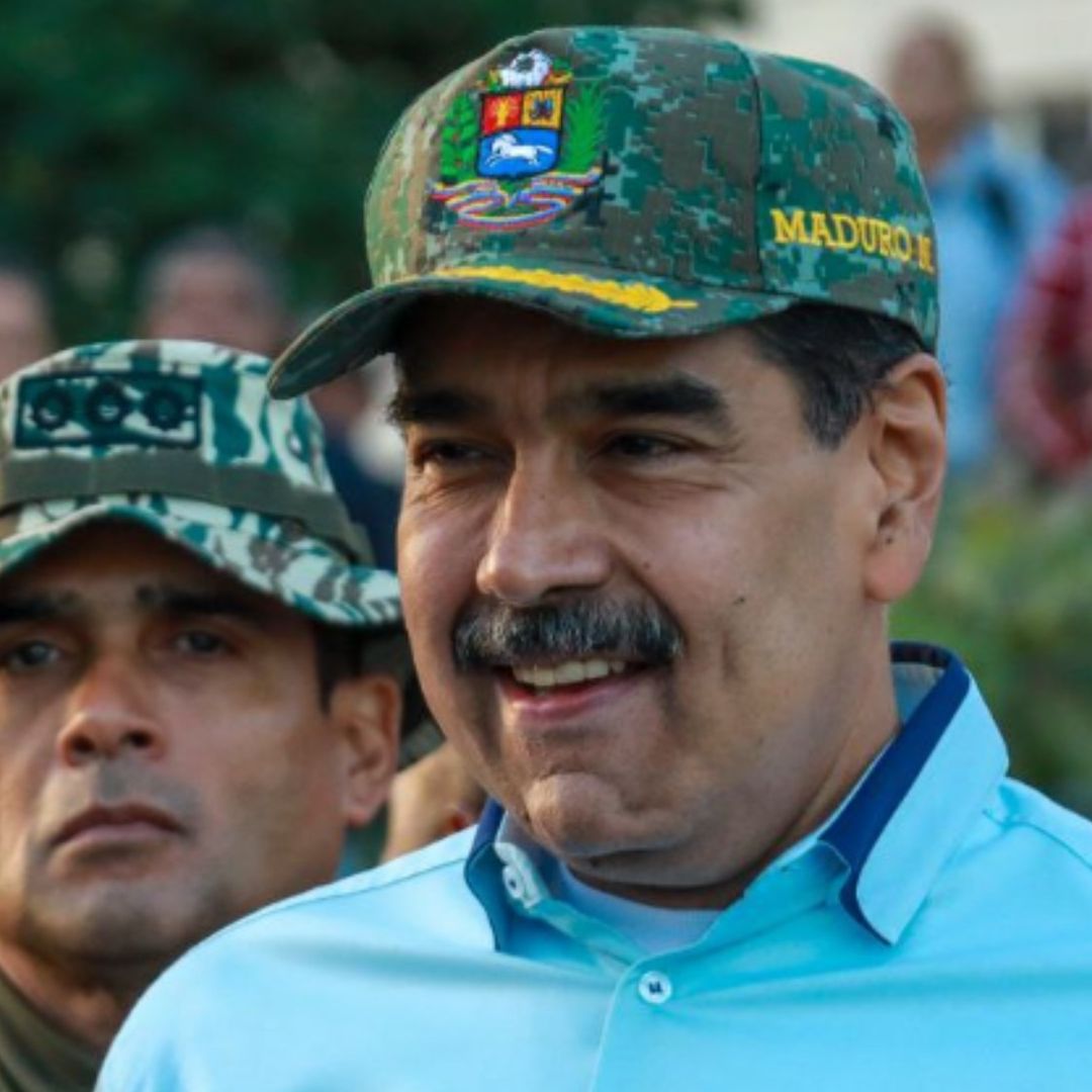 Maduro Evita Confirmar o Desmentir Ataque de EUA a Instalación de Drogas en Venezuela