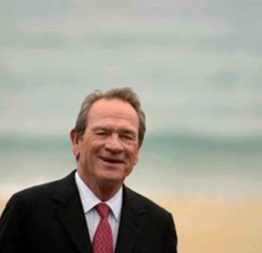 Hija de Actor Tommy Lee Jones Es Hallada Sin Vida en Hotel de California: ¿Qué Sabemos del Caso?