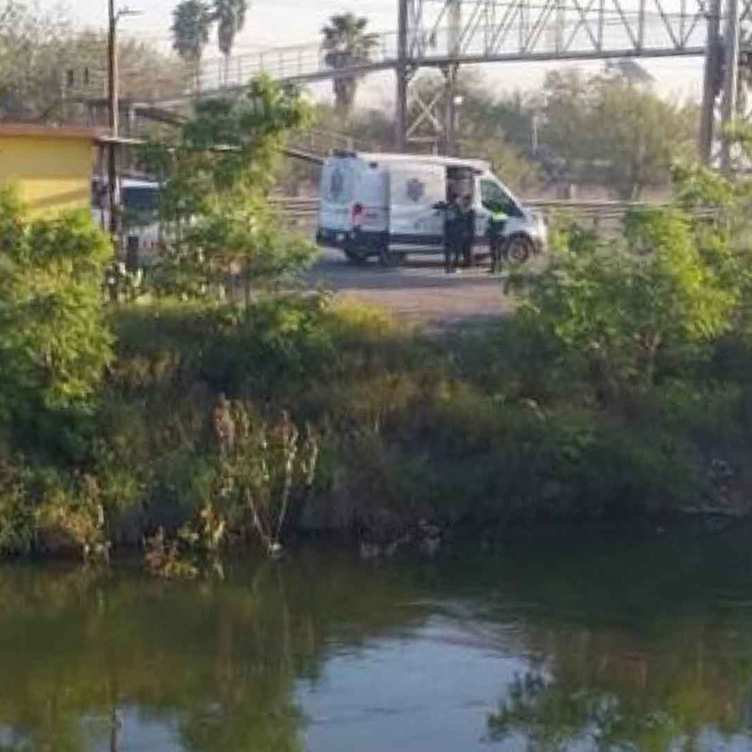 Mujer Cae con su Camioneta al Canal Rodhe de Reynosa