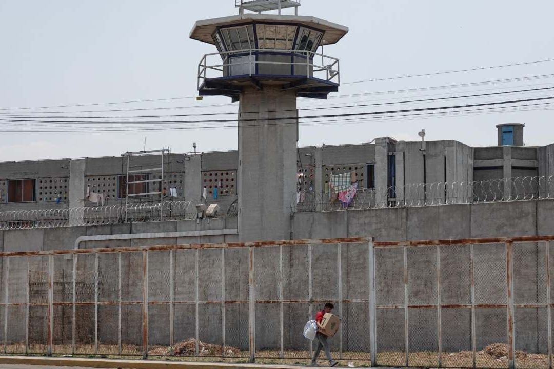 Una riña que dejó tres personas muertas se suscitó al interior del penal de Santa Martha Acatitla
