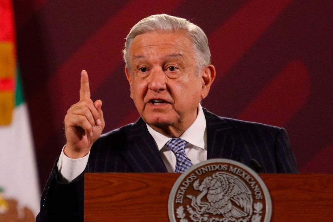 El presidente Andrés Manuel López Obrador presenta su mañanera desde Palacio Nacional