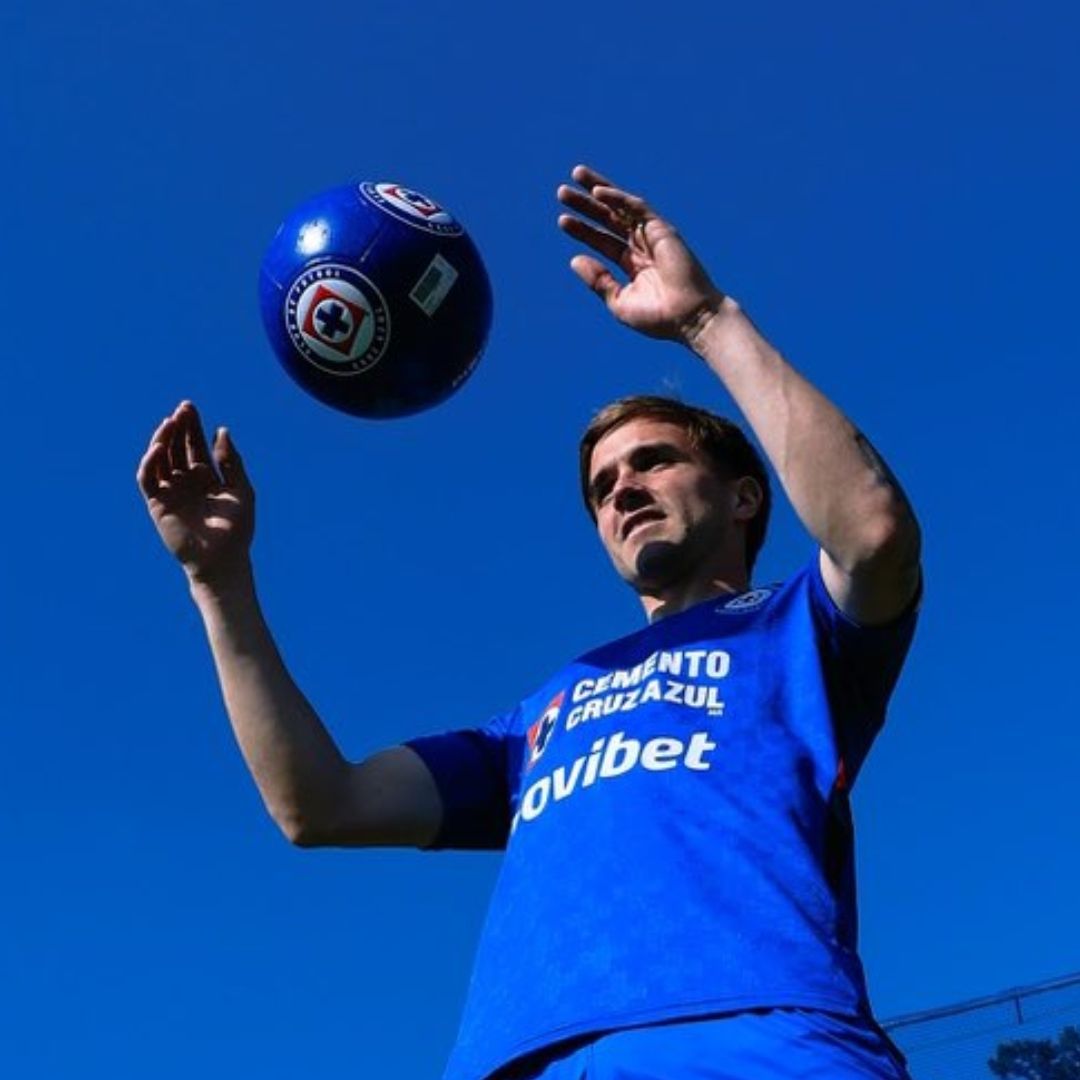 Agustín Palavecino llega a Cruz Azul a petición del entrenador Nicolás Larcamón.