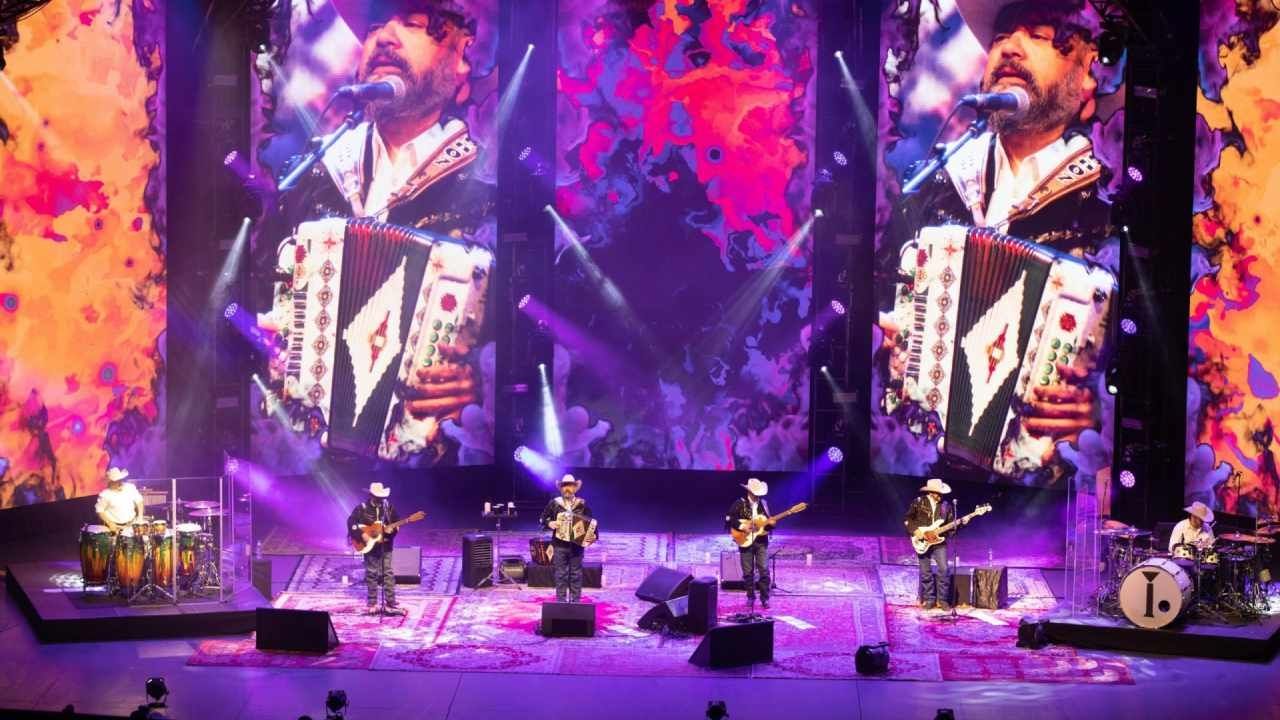 Grupo Intocable Dará Concierto Gratis en el Monumento a la Revolución