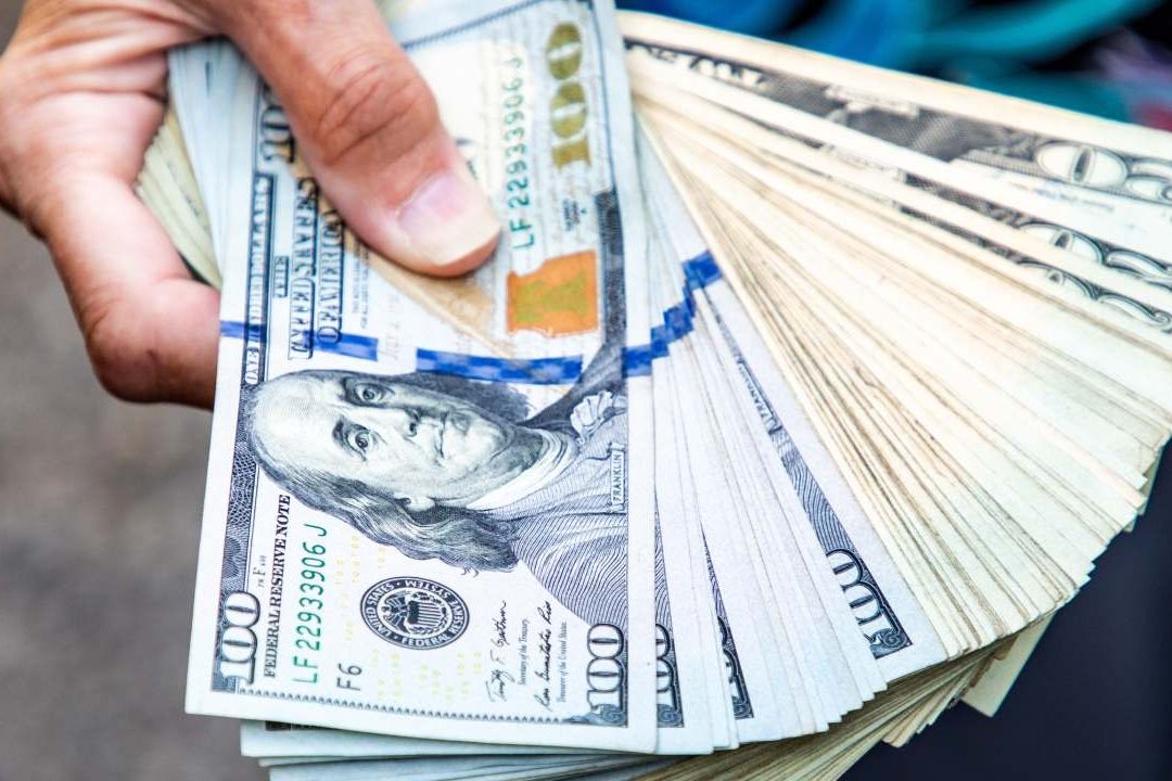 A cómo está el dólar hoy 16 de mayo de 2023 en México