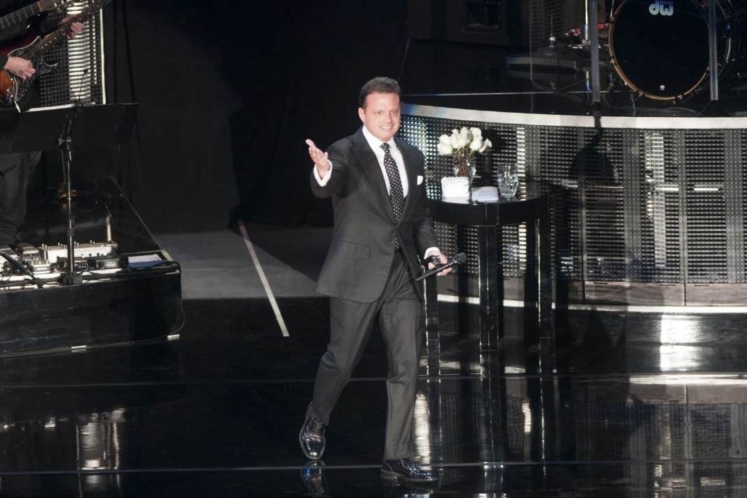 De nuevo, reportan fallas en preventa de Luis Miguel
