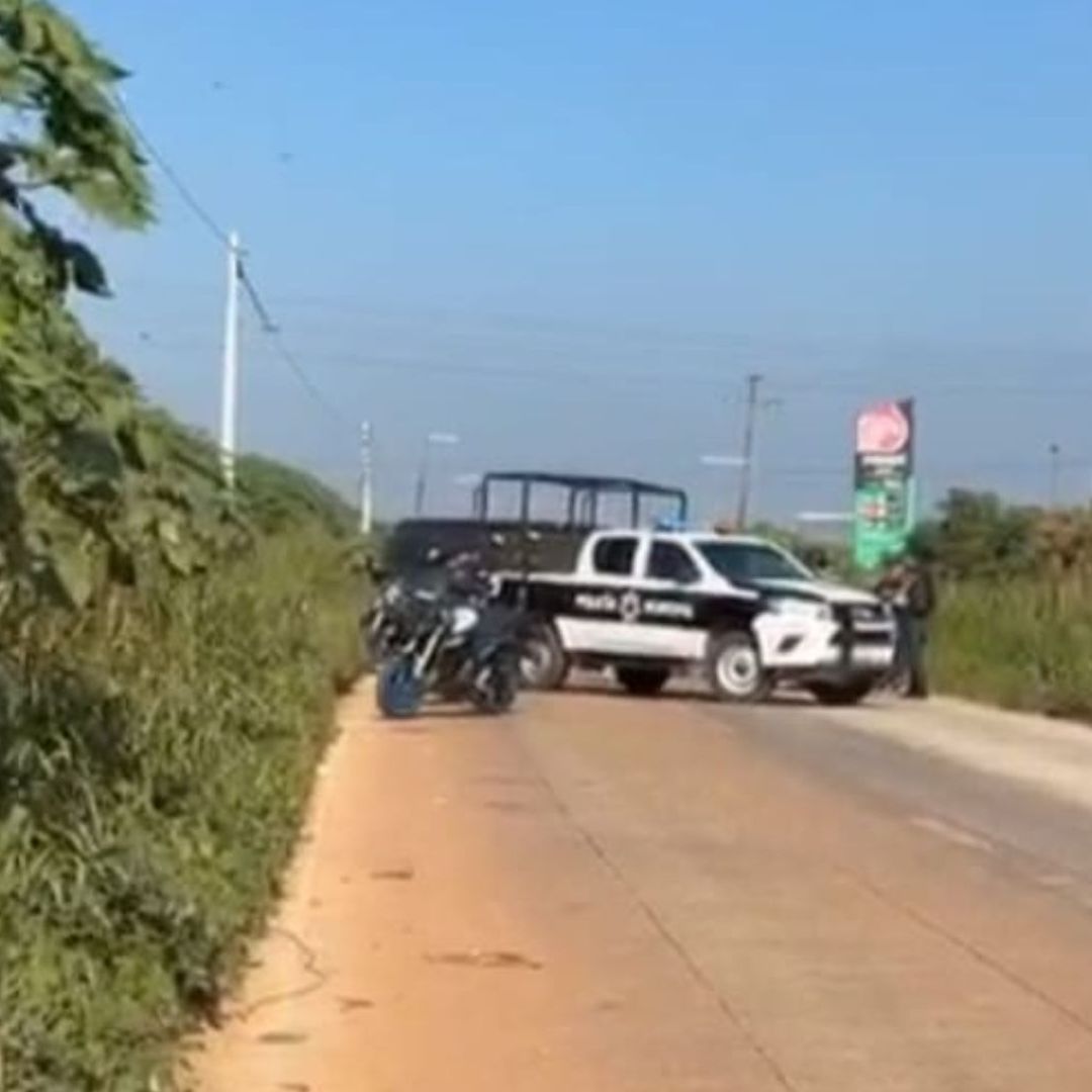 Hallan Cuerpo de un Hombre en Bolsas Negras Sobre Carretera Coatzacoalcos Minatitlán Las Matas Veracruz