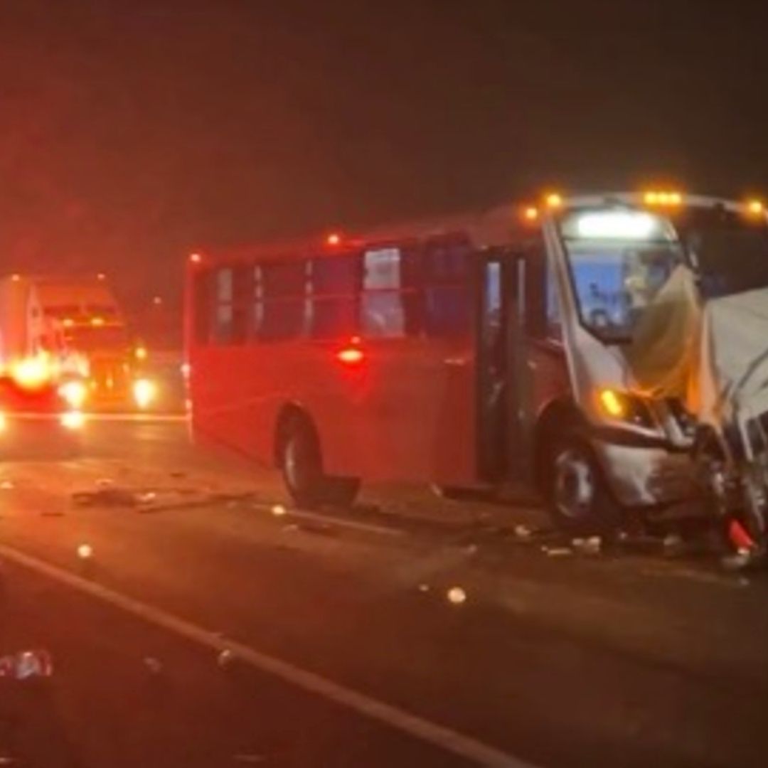 Mueren Dos Peregrinos en la Carretera Irapuato- Silao; Fueron Embestidos por un Autobús. Foto: N+