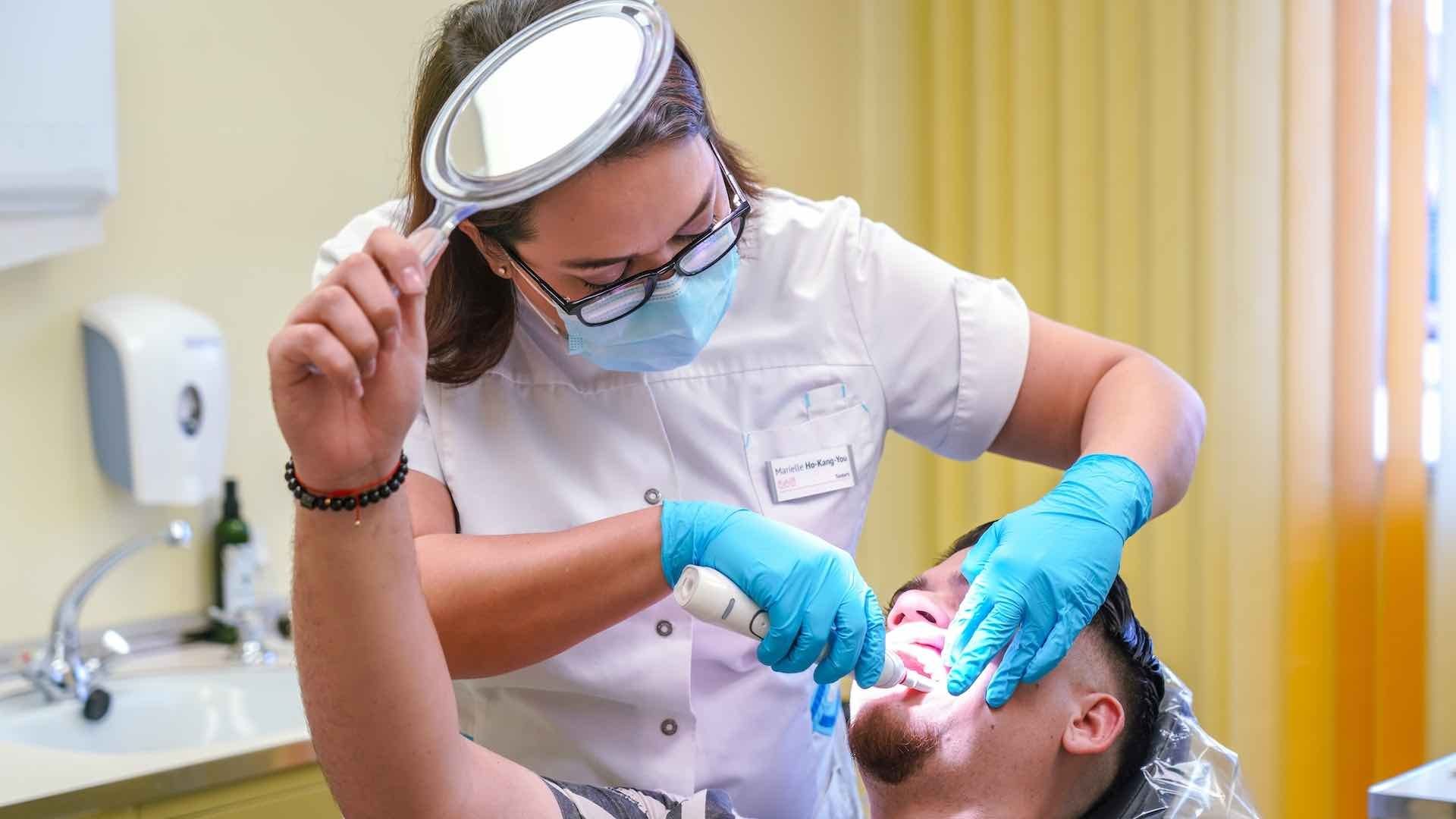 El los Centros DIF se ofrecen consultas médicas por una cuota de recuperación de 4 pesos