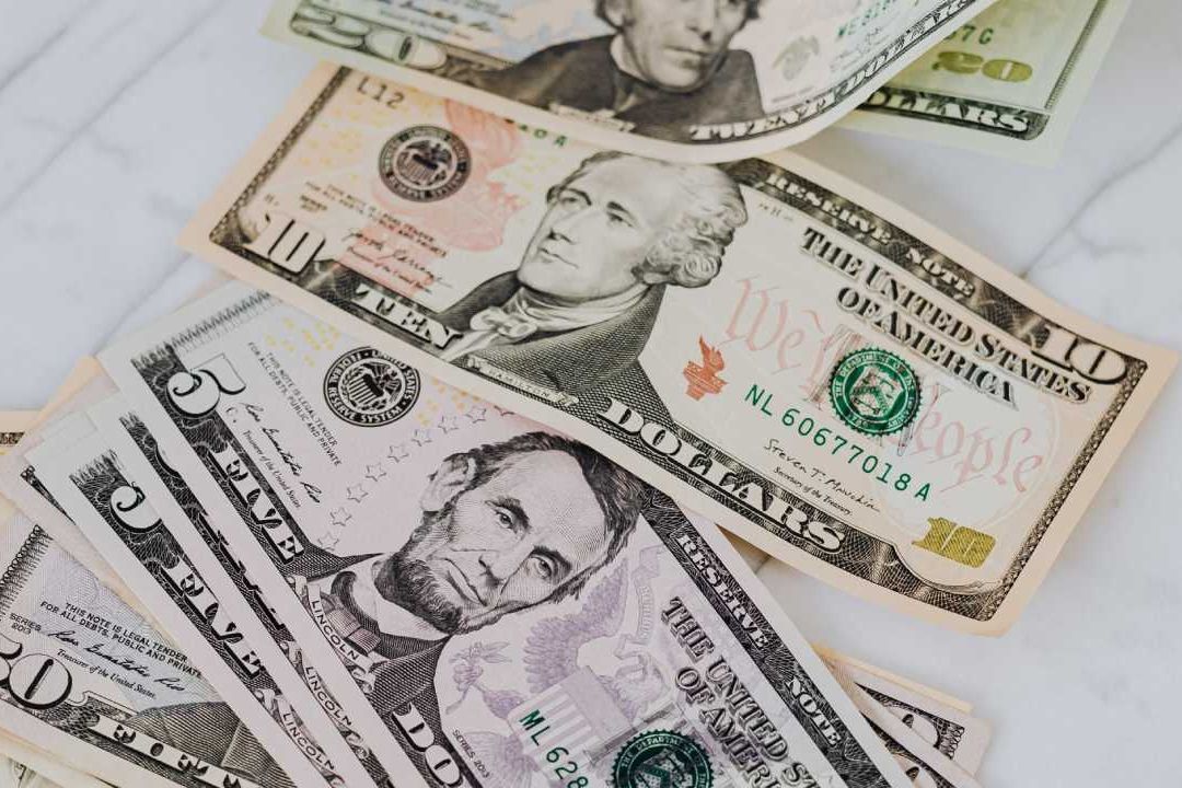 A cómo está el dólar hoy 17 de mayo de 2023 en México