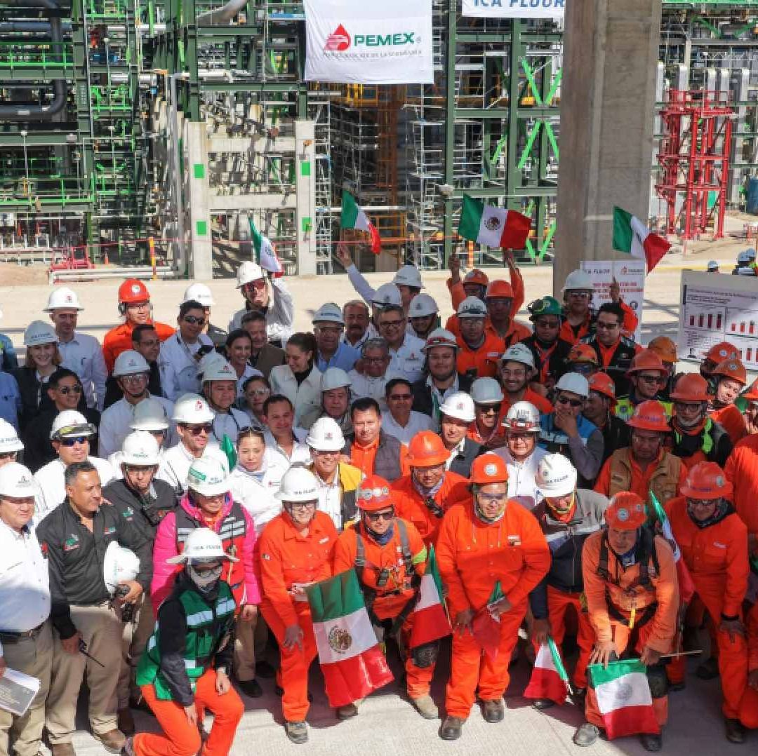 Presidenta Claudia Sheinbaum en Refinería de Tula. Foto: Presidencia