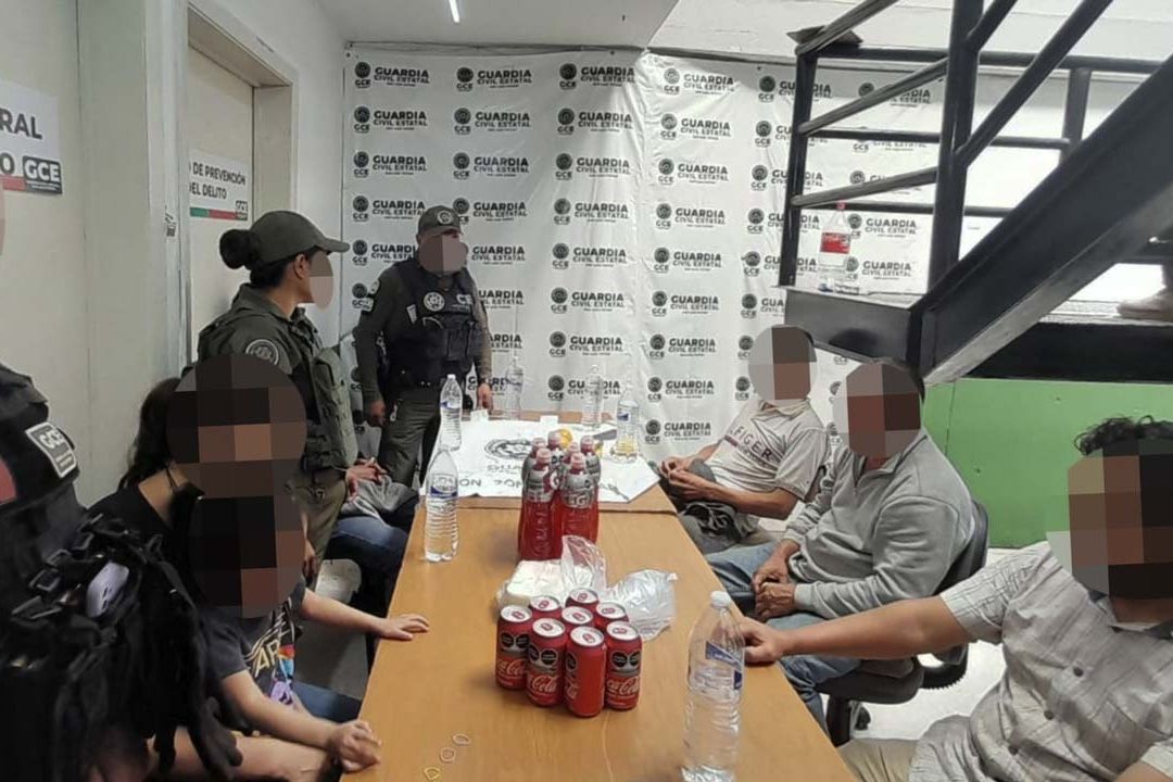 Rescatan en Nuevo León a 34 migrantes que habían sido secuestrados