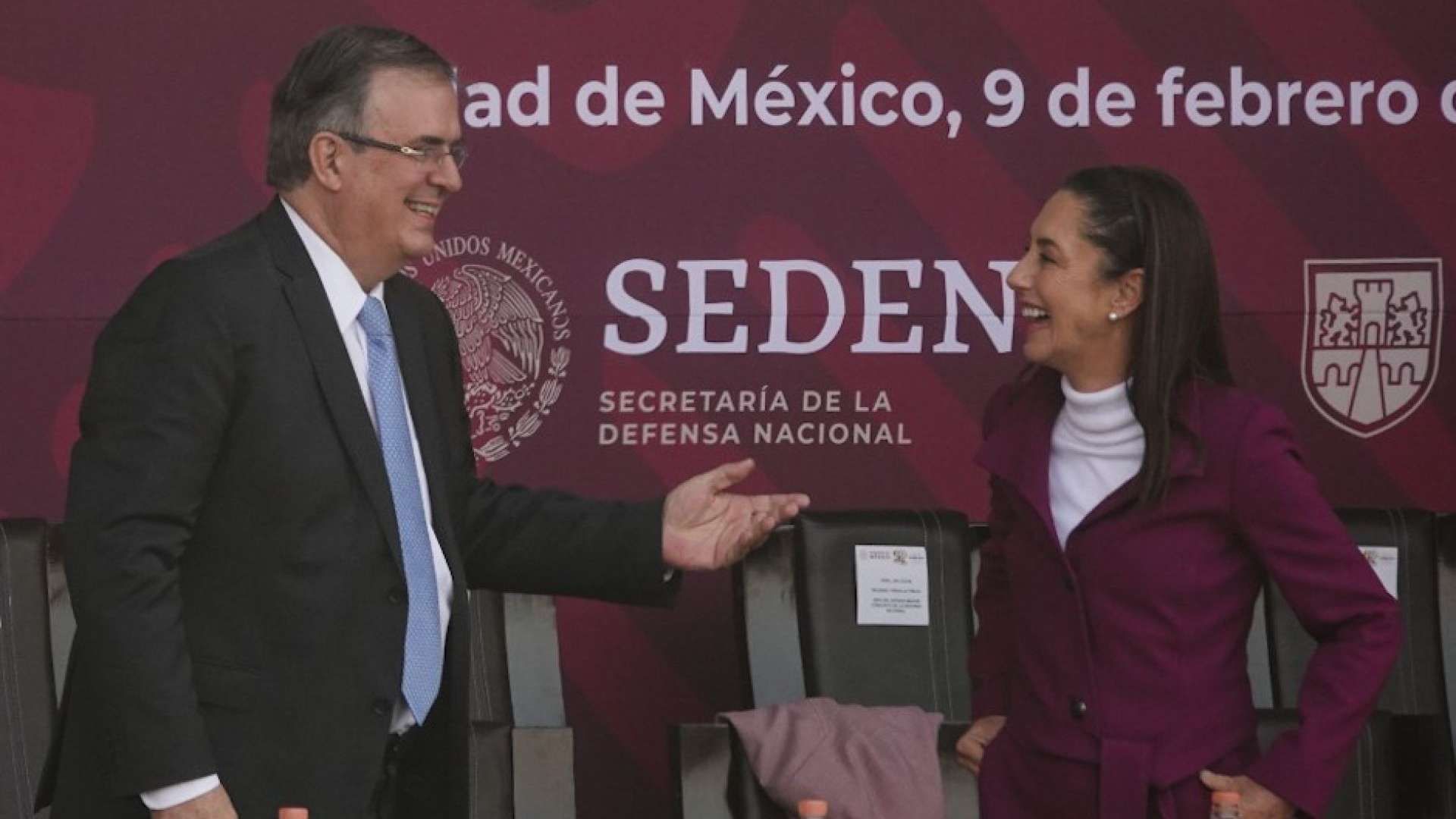 Marcelo Ebrard y Claudia Sheinbaum, las corcholatas de AMLO, durante un evento en 2023