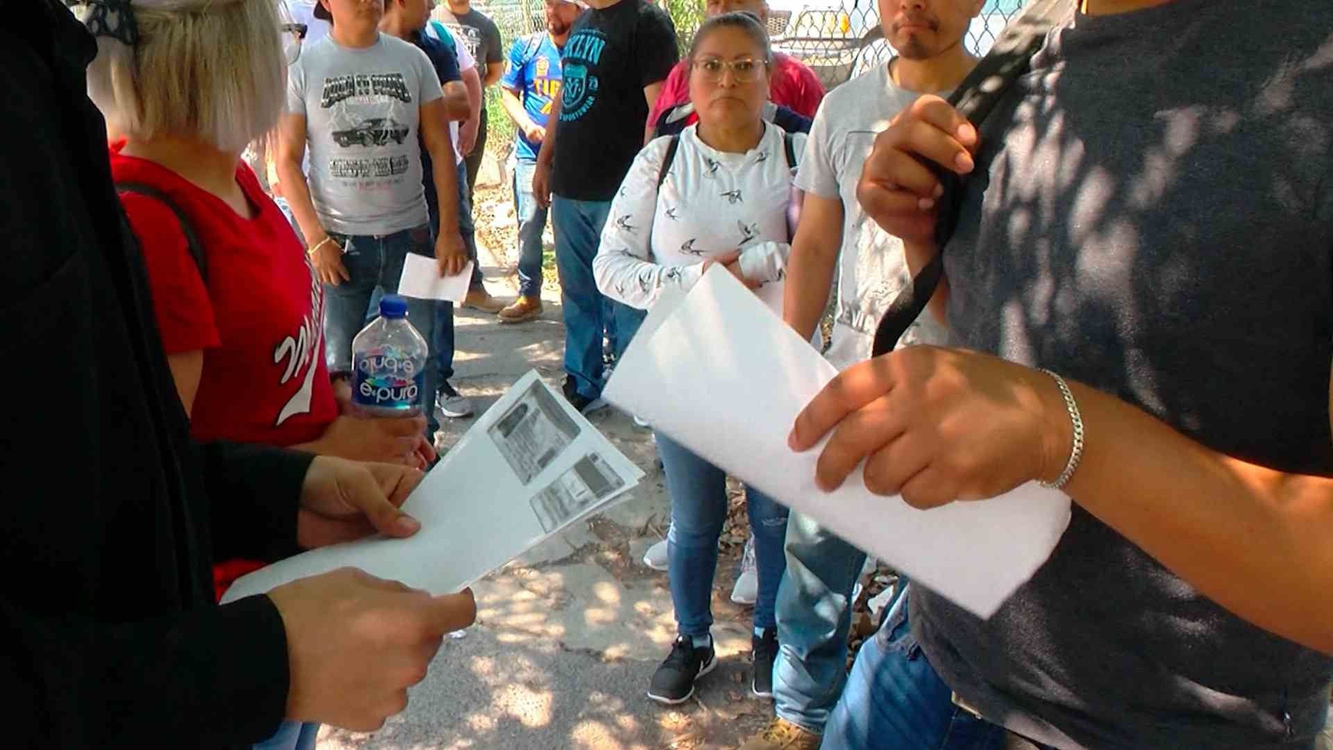 Trabajadores Exigen Pago de Utilidades y Volver a Sus Trabajos