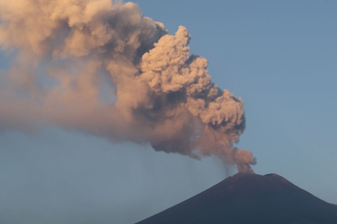 Popocatépetl, Bajo la Vigilia de 25 Millones de Habitantes