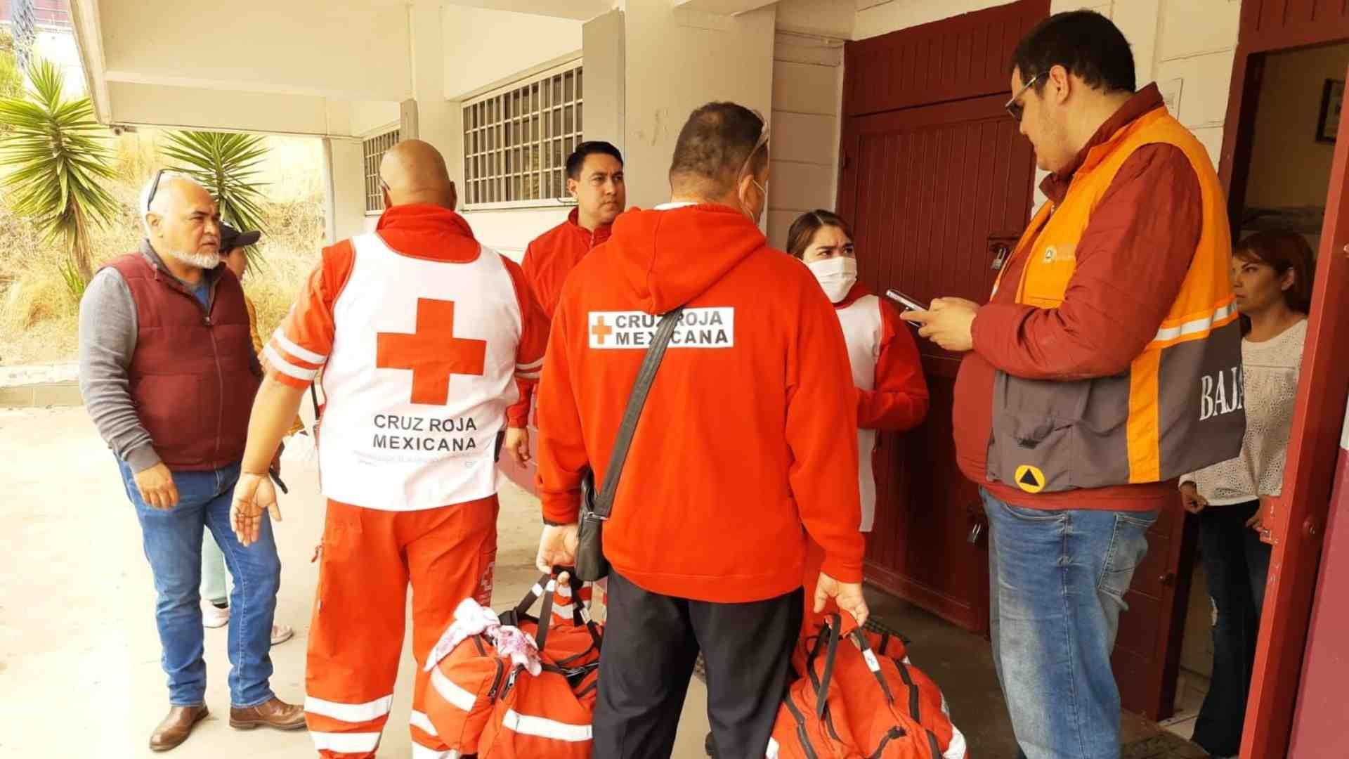 Olores de verduras causaron intoxicación en escuela secundaria en Rosarito