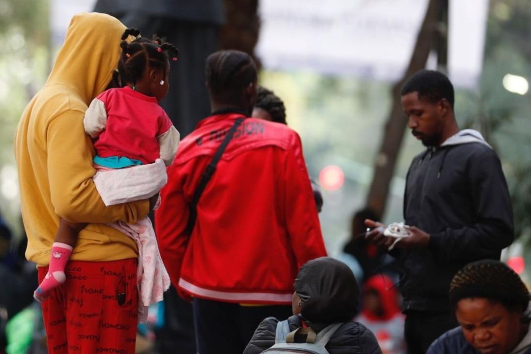 Esta es la segunda intervención de las autoridades desde el 10 de abril pasado, cuando fueron reubicados en un refugio de la vecina alcaldía de Tláhuac.