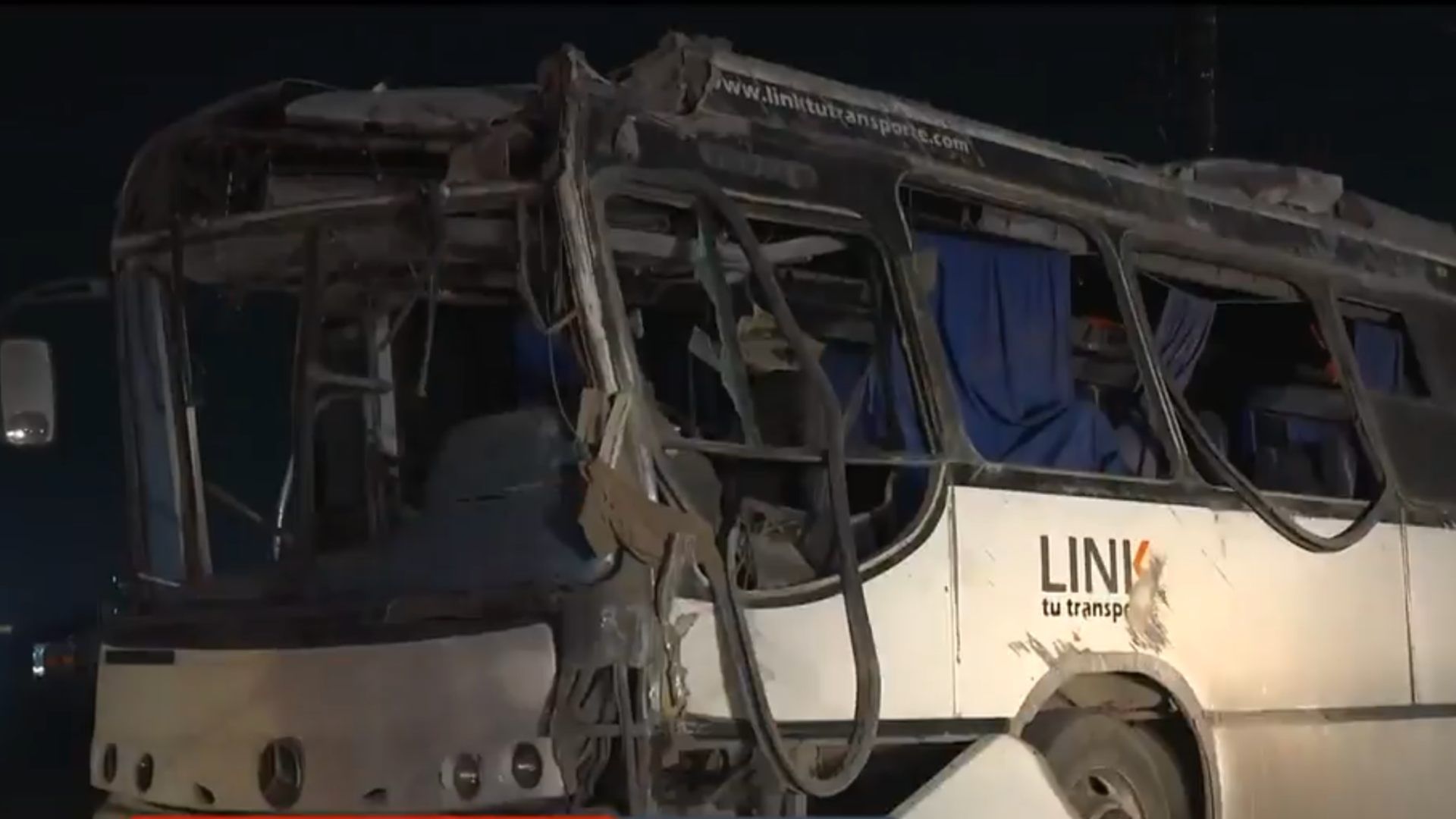 Volcadura de transporte de personal en Carretera a Monclova