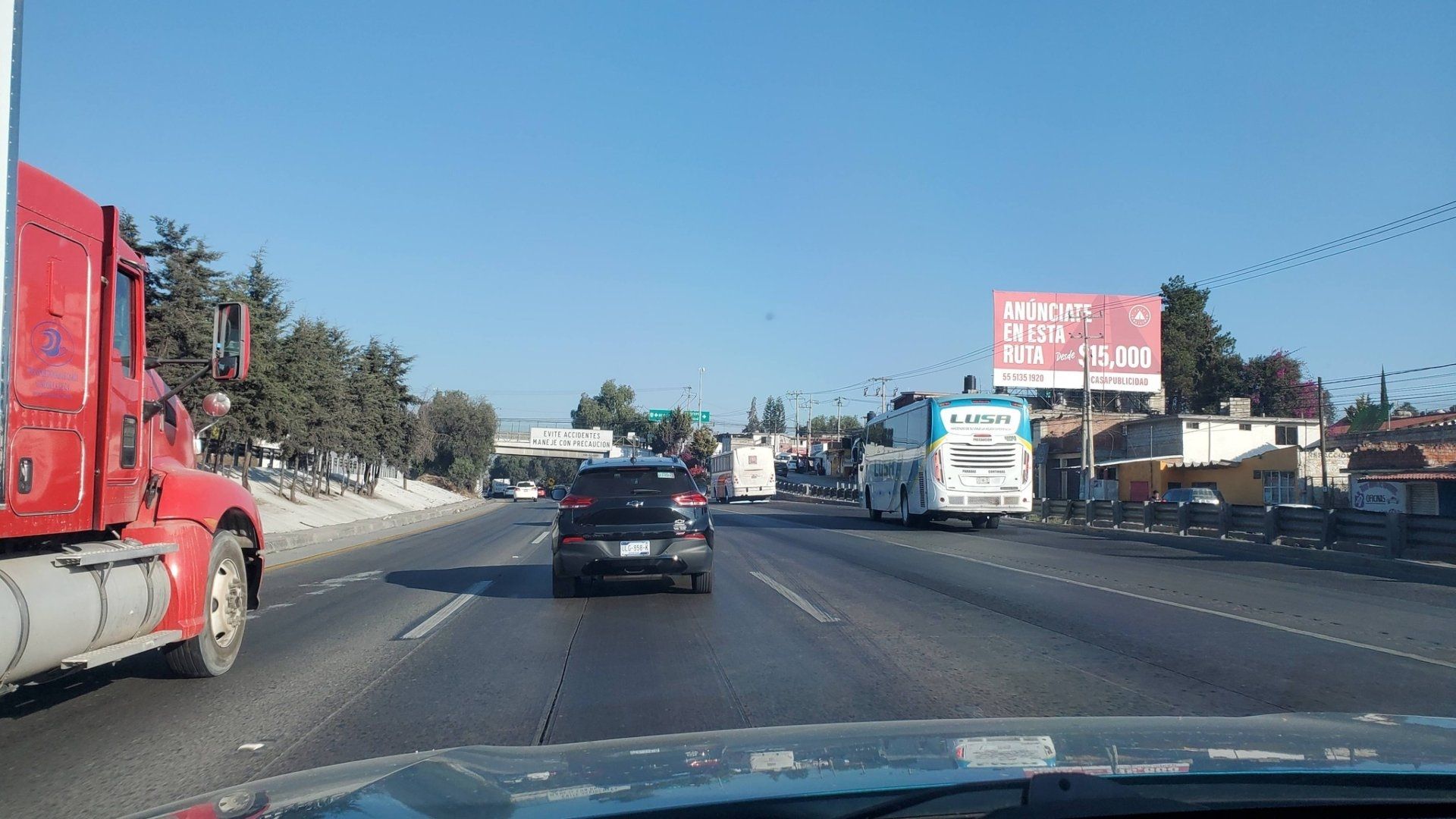 automóviles circulan por la México-Querétaro