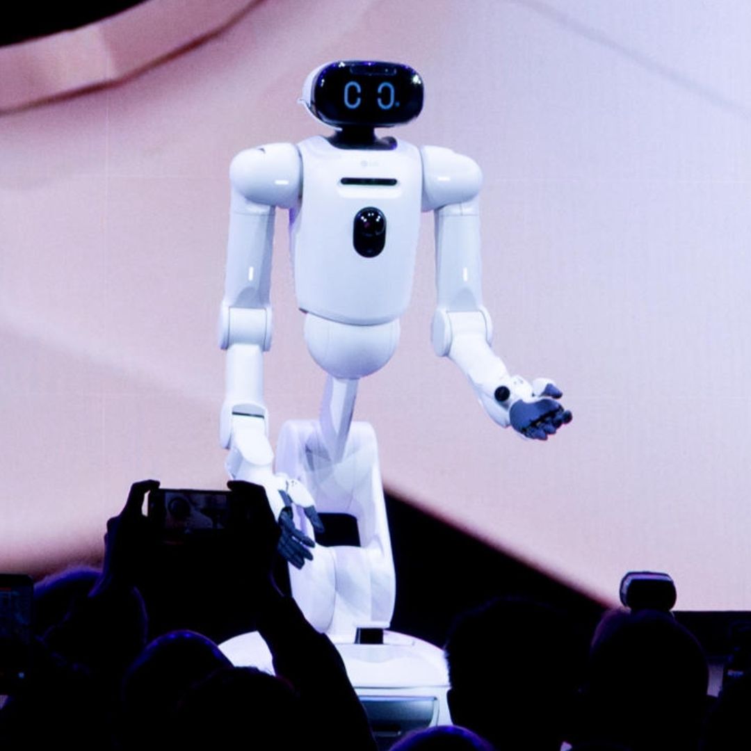Presentan en la Feria CES 2026 a CLOiD, el Robot que Promete Cocinar y Lavar Ropa