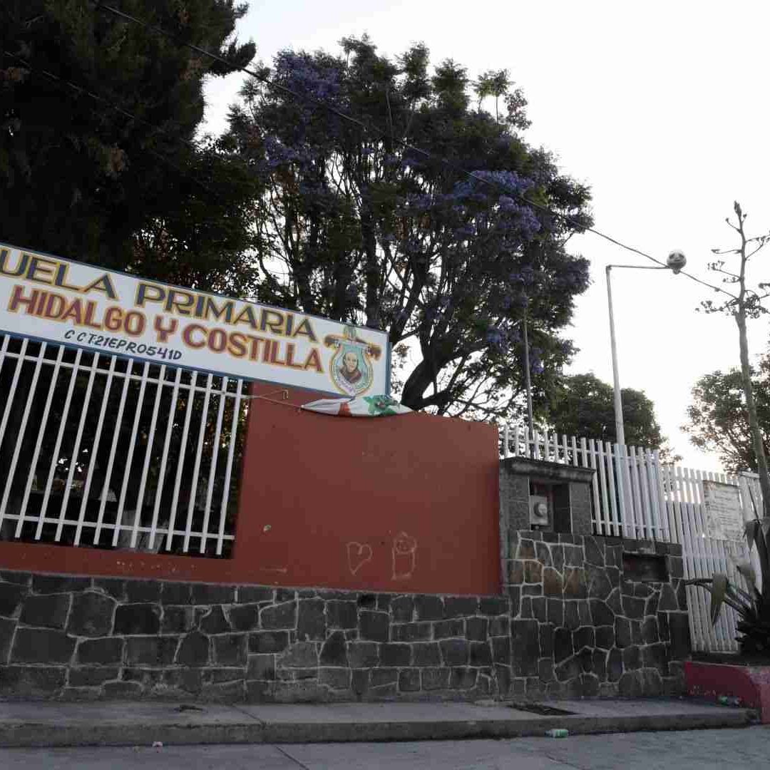 Suspenden clases presenciales en varias escuelas de Puebla por el Popocatépetl