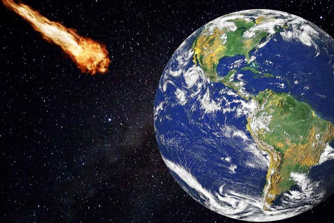 El paso del asteroide que mide casi lo mismo que la Torre Eiffel no es un peligro para la Tierra