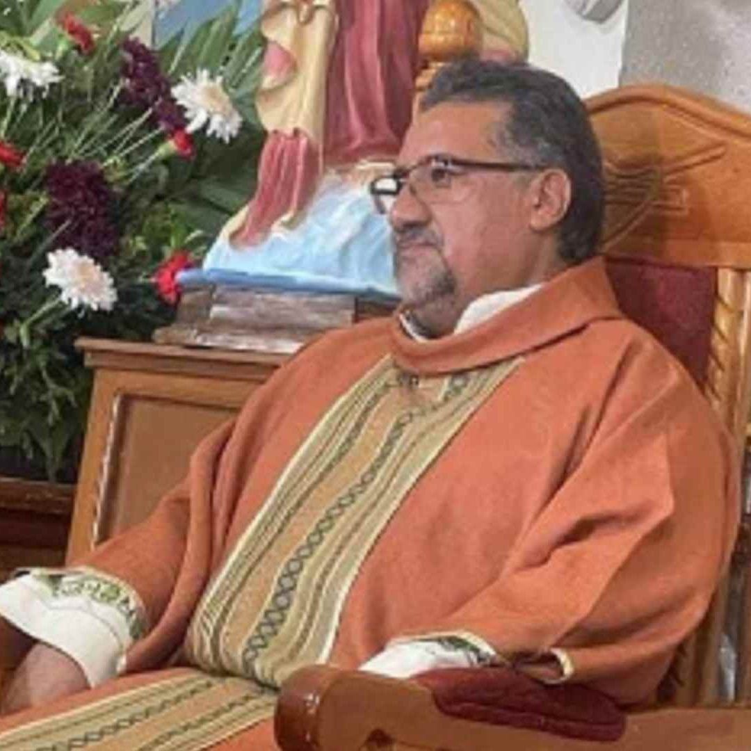 Javier García Villafaña, sacerdote de Capacho, Michoacán