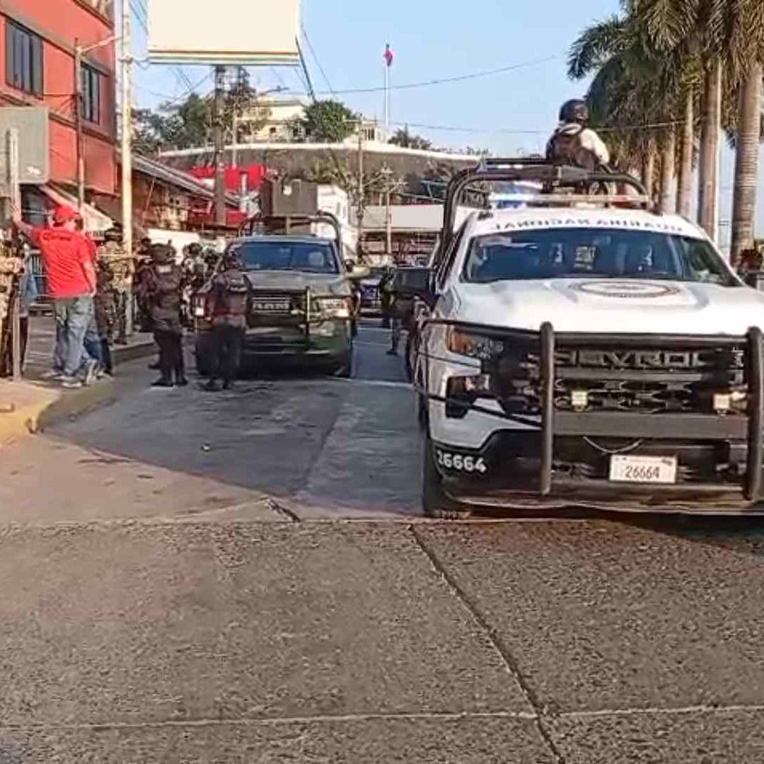 Sujeto es Asesinado en Centro Comercial de Colonia Centro Tuxpan Veracruz