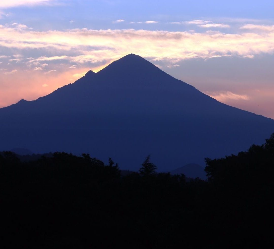 El Parque Nacional Iztaccíhuatl Popocatépetl Reserva de la Biósfera de los Volcanes, es una de las áreas naturales protegidas más antiguas de México al pie de los majestuosos volcanes.