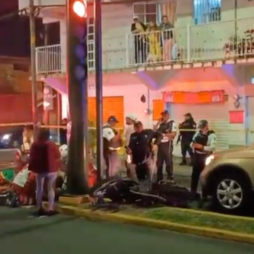 Este fuerte percance ocurrió en el cruce de Paseo de las Palmas con Salvador Díaz Mirón en la colonia Benito Juárez de Orizaba.