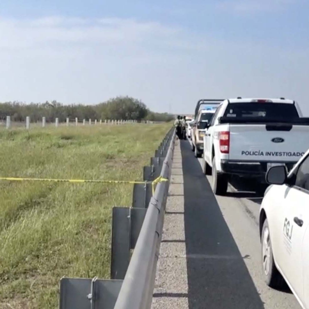 Trabajadores de Caminos y Puentes Descubren Cadáver en Carretera de Tamaulipas