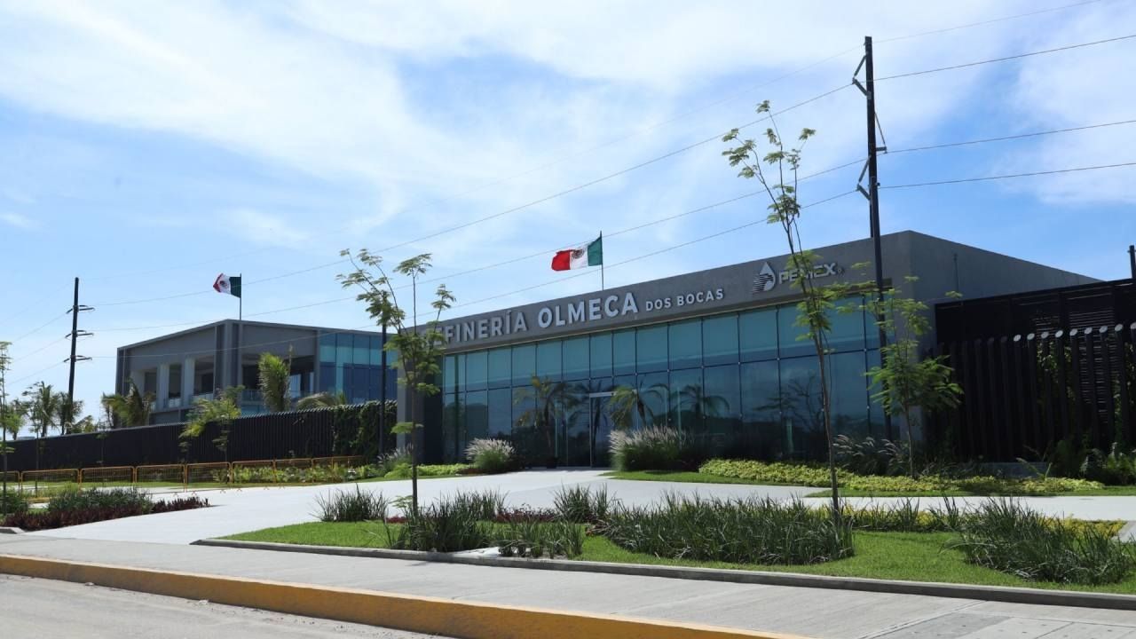 La nueva refinería de Dos Bocas incumplirá el plazo de iniciar producción para julio próximo ya que es inviable el arranque de operaciones, según un informe
