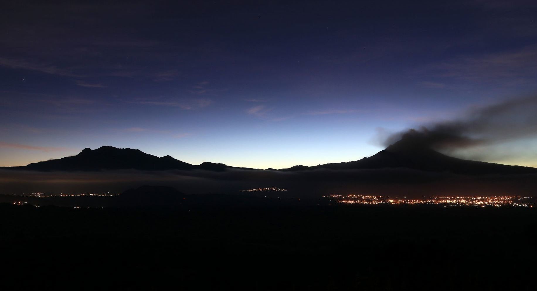El Popocatépetl e Iztaccíhuatl tuvieron una importancia fundamental en la conquista de México y que eran utilizados por los pueblos indígenas para adorar a sus dioses.