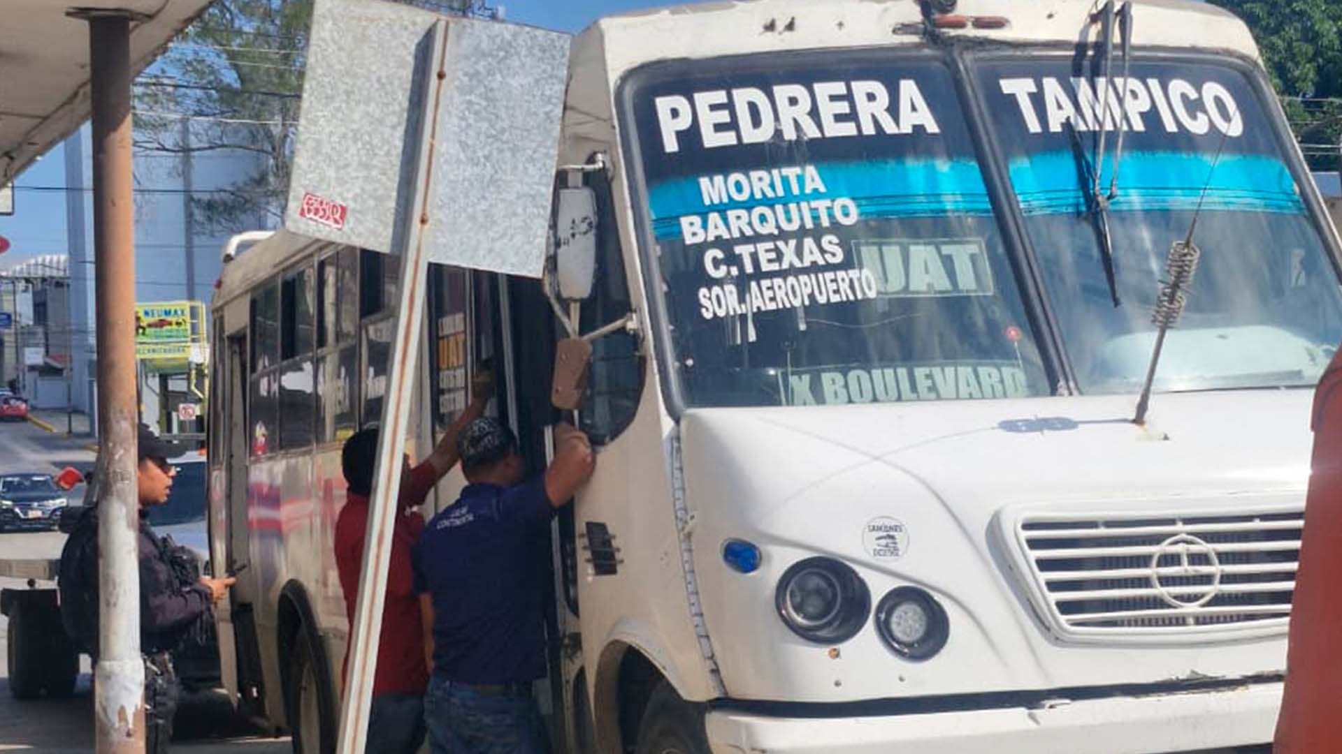 Detienen en Tampico a Chofer de Microbús por ir a Exceso de Velocidad