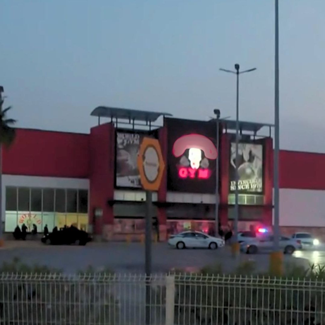 Muere hombre al interior del gimnasio