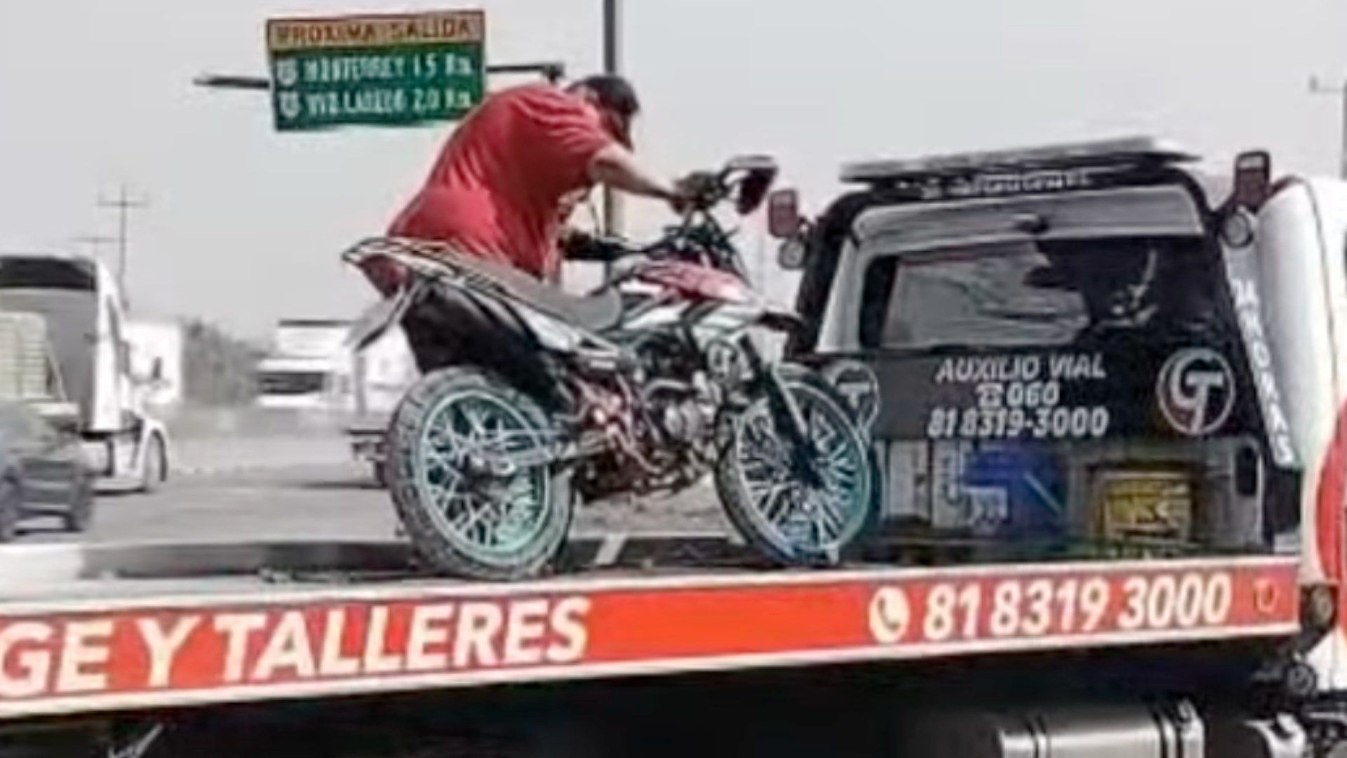 Moto retenida