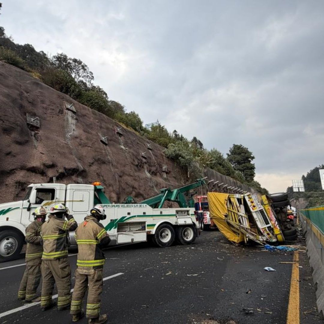 La carretera México-Toluca es una de las vialidades más transitadas del Estado de México.