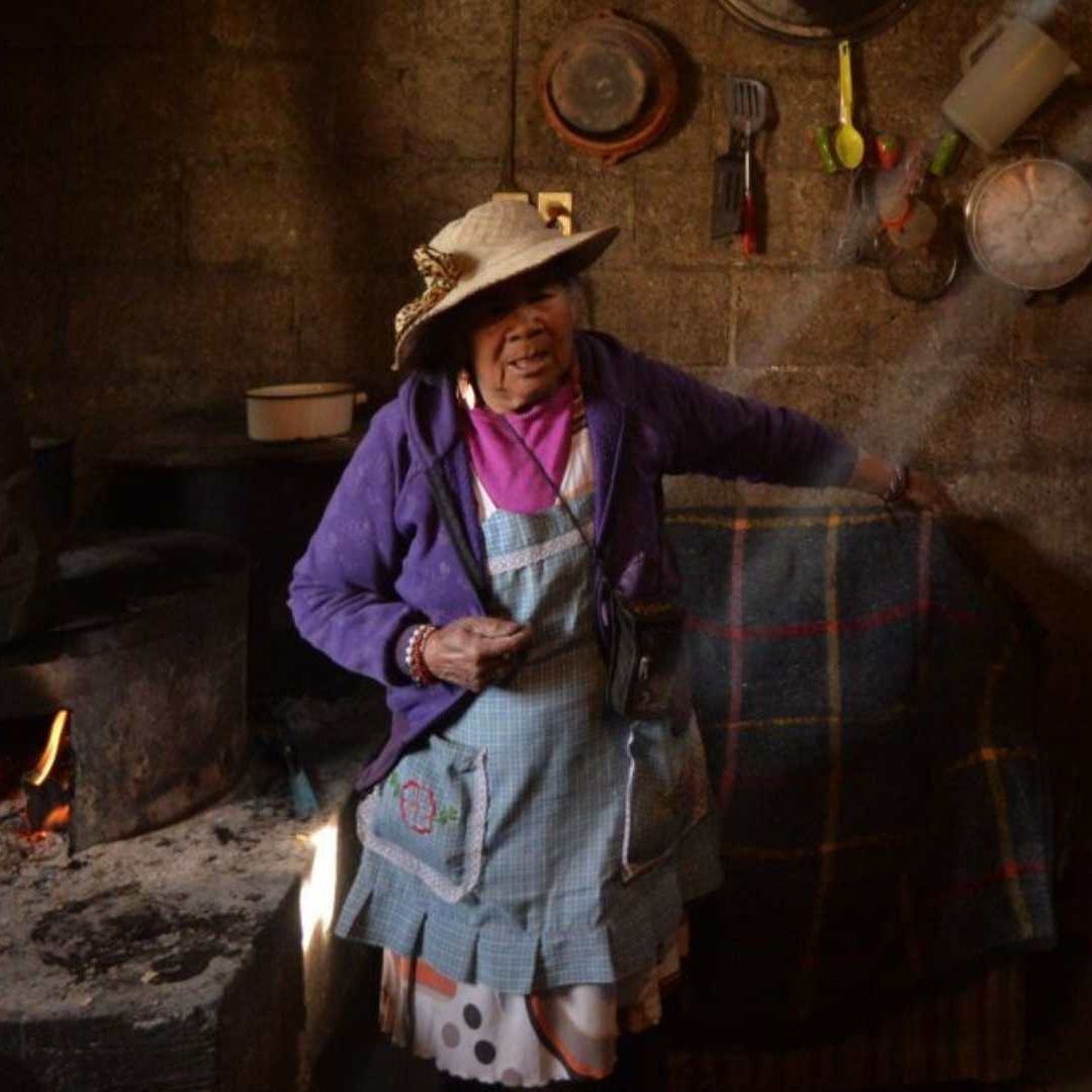 Usar leña para cocinas aumenta el riesgo de padecer cáncer de pulmón