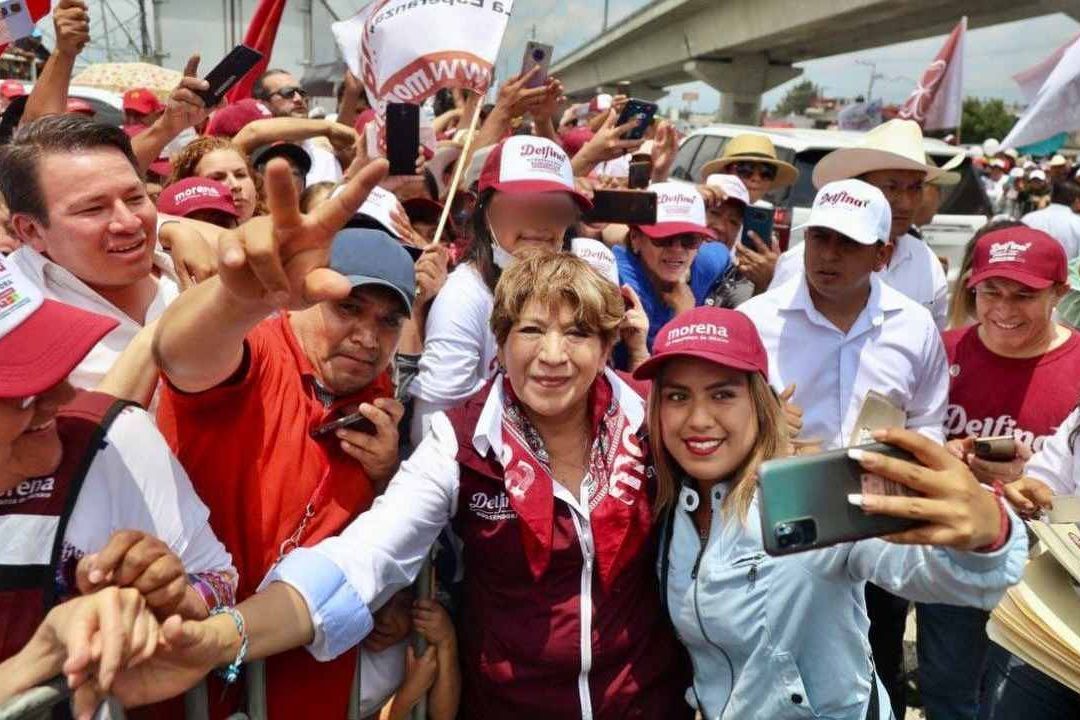 Delfina Gómez estuvo acompañada por dirigente de Morena en cierre de campaña