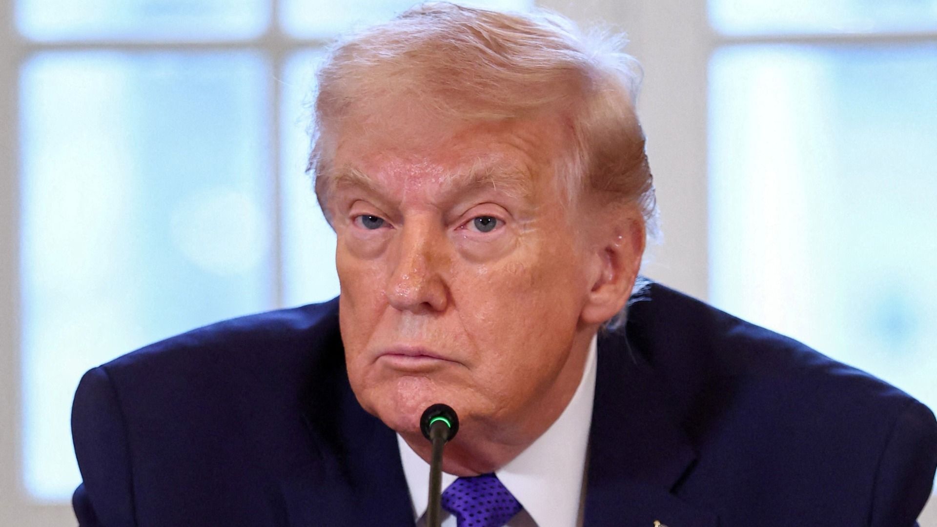Trump Recibe Opciones para Atacar Irán por Represión a Protestas, Reporta NYT.