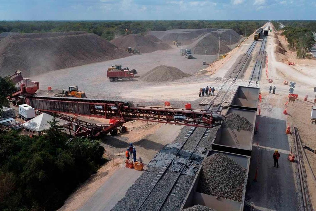 AMLO: Golpe de Estado Técnico de SCJN tras Suspensión Definitiva del Tren Maya