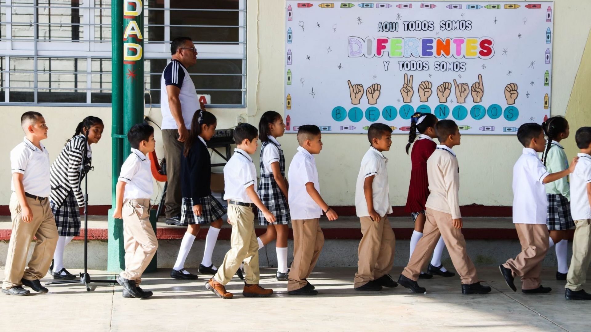 Dividirán la Beca primaria 2026 qué alumnos recibirán 9,500 y 2,500 pesos requisitos para cobrar pago