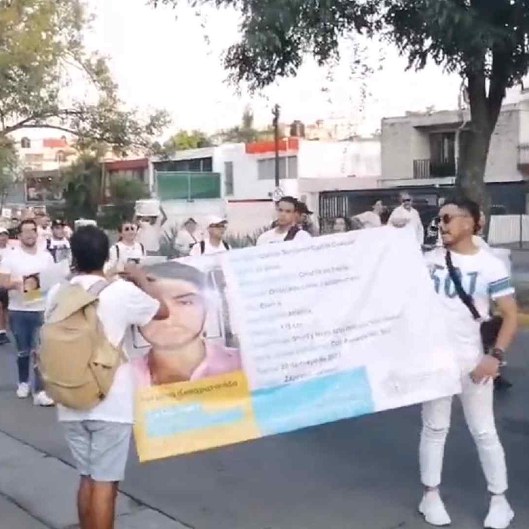 Protesta de familiares de desaparecidos en call center