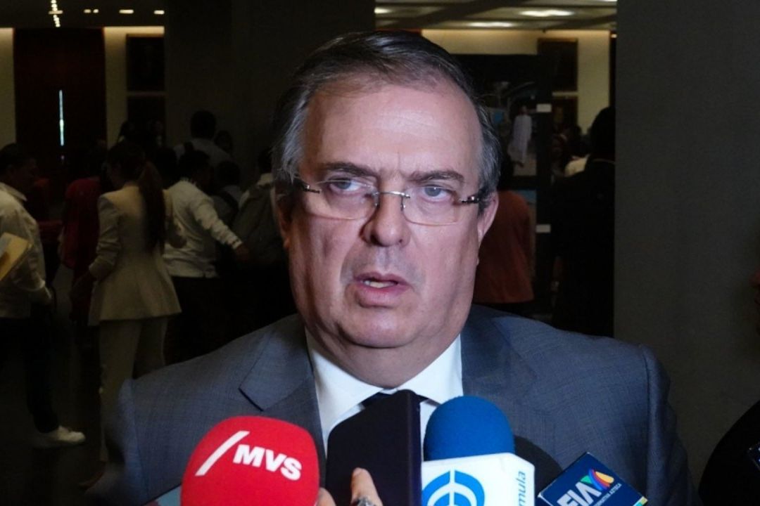 Ebrard: Debería haber otra mujer entre presidenciables