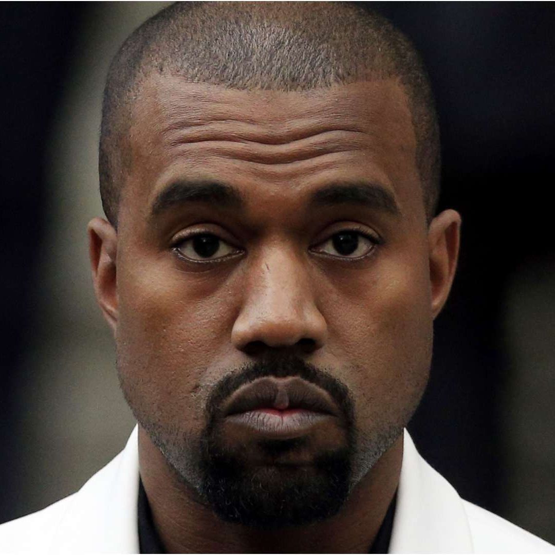 Kanye West es Demandado por Agresión a Paparazzi