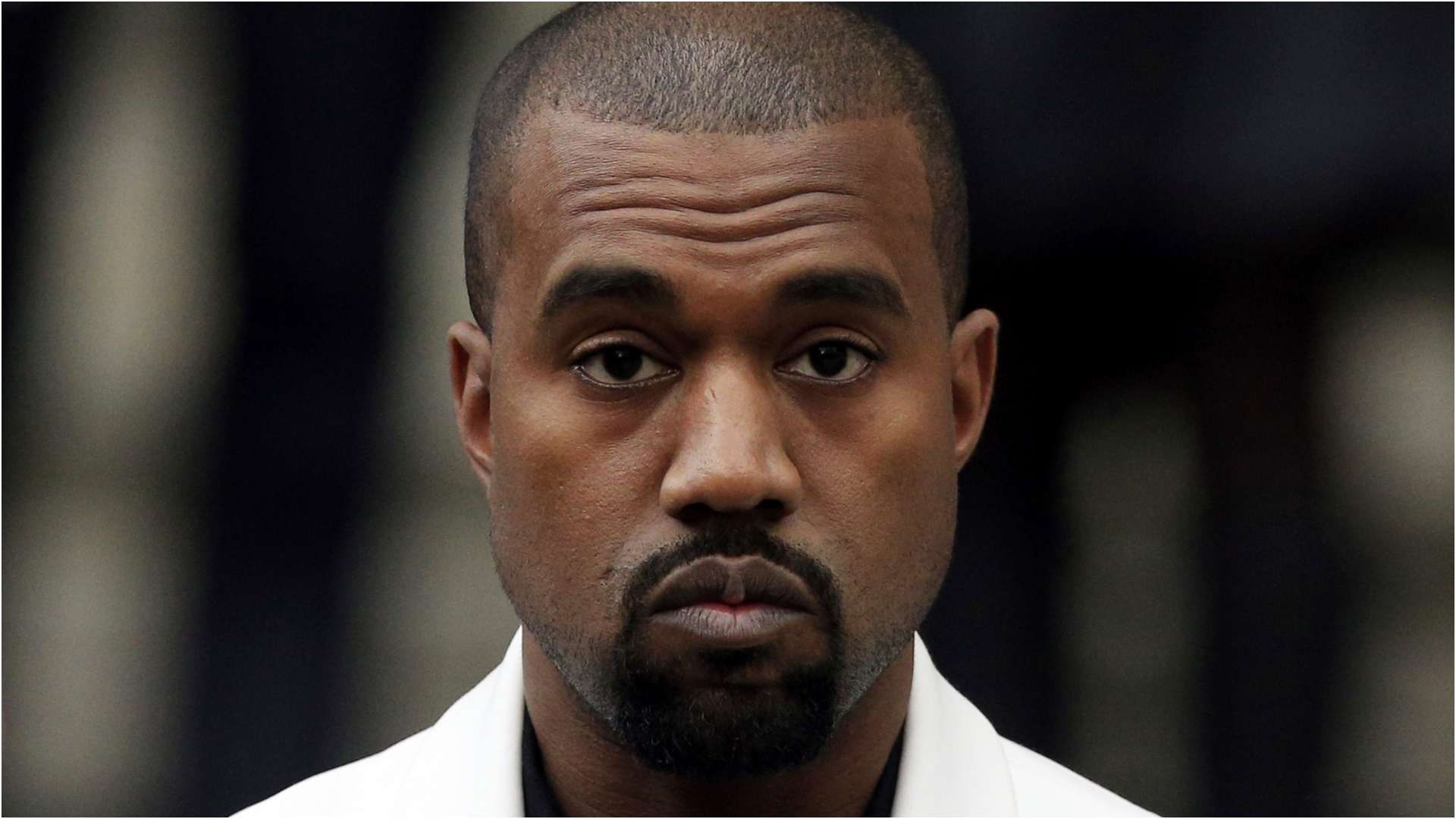 Kanye West es Demandado por Agresión a Paparazzi