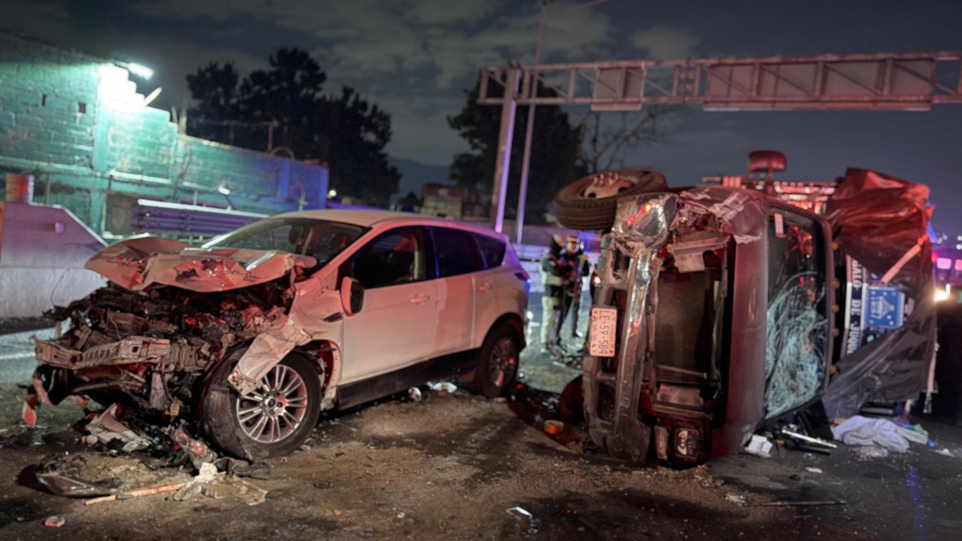 Autos chocados en la Autopista México-Querétaro hoy 23 de enero 2026