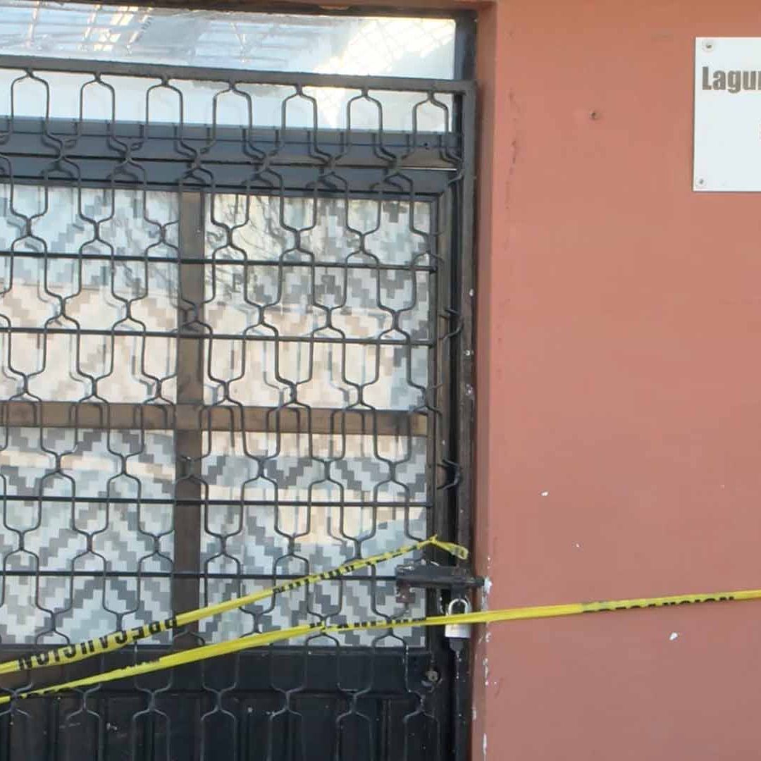 Muere Joven al Caerle Barda Mientras Trabajaba con su Papá en Saltillo