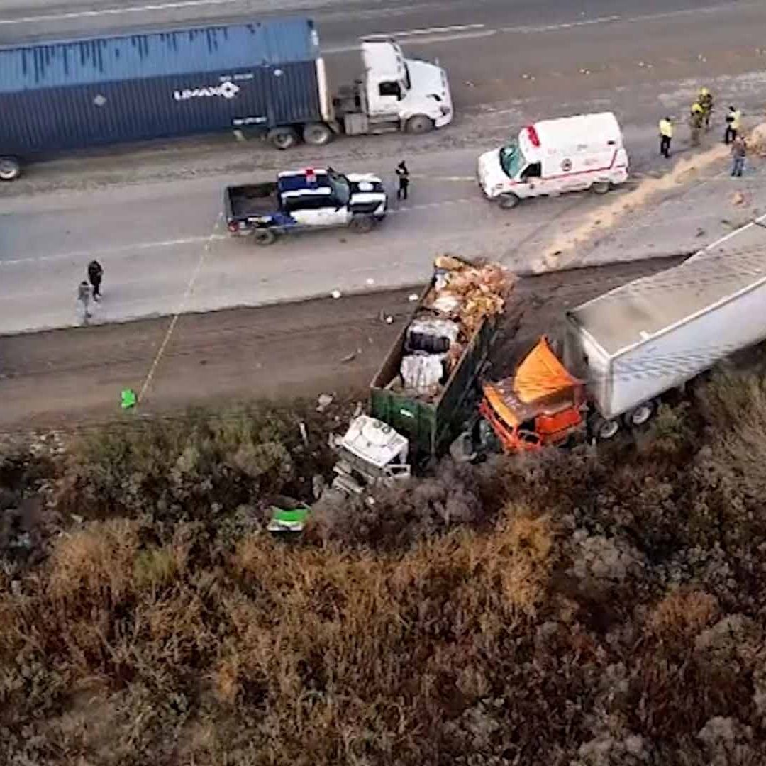 Muere Chófer de Camión de Basura en Choque Frontal en Derramadero, Saltillo