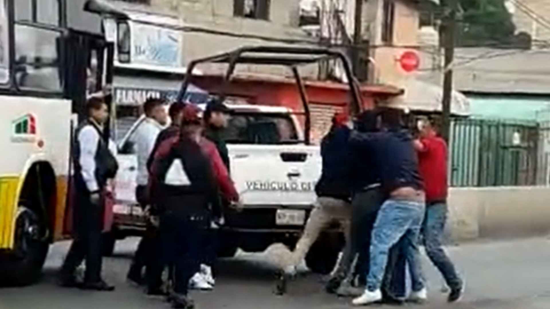 Pelea Campal en la Línea 2 del Mexibús
